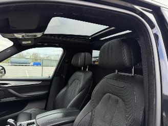 BMW  X5 XDrive Grijs Kenteken Pano Harman Kardon Head-Up picture 14