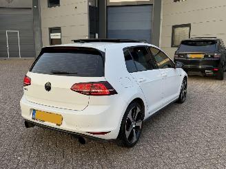 Volkswagen Golf 2.0 TSI GTI DSG Pano picture 5