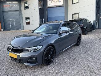 Auto incidentate BMW 3-serie 330i Xdrive M-Pakket High Executive Harman Kardon Pano Sfeerverlichting Head-Up 2020/3