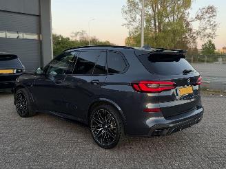 BMW X5 XDrive 45E M-Pakket High Executive SkyLounge Pano Harman Kardon Head-Up picture 3