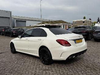 Mercedes C-klasse 180 AMG Pakket Pano Burnmester Nap Nederlandse Auto picture 4