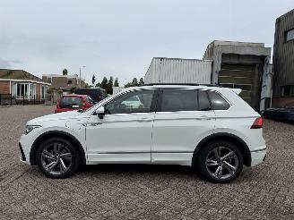 Volkswagen Tiguan 1.4 TSI EHybrid R-Line Pano picture 4