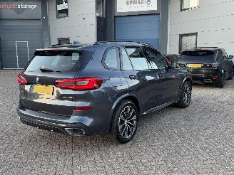 BMW X5 XDRIVE40i M-Pakket NAP Nederlandse Auto High Executive Pano Sfeerverlichting 360Camera picture 4