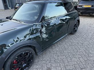 Mini Cooper 2.0 231Pk John Cooper Works NAP Nederlandse Auto Essential Pano Harman Kardon Head-Up picture 21