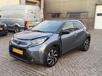 Damaged car Toyota Aygo X 1.0 Automaat VVT-i S-Cvt Pulse 2024/5
