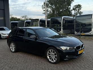 BMW 3-serie 320D High Executive Automaat Geen Schade picture 2