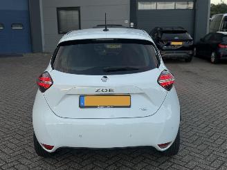 Renault Zoé R135 Intens 52 KWh KoopAccu! Bose NAP Nederlandse Auto! picture 6