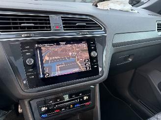 Volkswagen Tiguan 1.5 TSI DSG R-Line Pano NAP Nederlandse Auto! picture 8