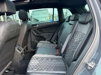 Volkswagen Tiguan 1.5 TSI DSG R-Line Pano NAP Nederlandse Auto! picture 13