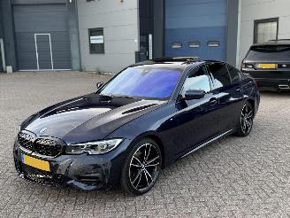 BMW 3-serie 320i M-Pakket NAP! High Executive Schuifdak picture 2