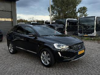 Coche accidentado Volvo Xc-60 2.0 T5 FWD Polar+ Pano Harman Kardon 2017/4