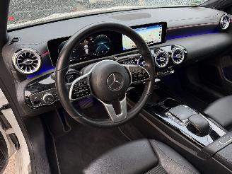 Mercedes Cla-klasse 220D Premium Plus Pano Sfeerverlichting picture 7