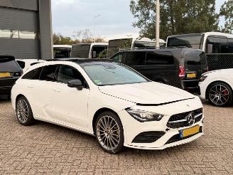 Mercedes Cla-klasse 220D Premium Plus Pano Sfeerverlichting picture 2