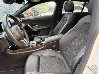 Mercedes Cla-klasse 220D Premium Plus Pano Sfeerverlichting picture 9
