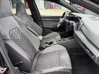 Volkswagen Golf 1.5 eTSI R-Line Pano Automaat picture 12