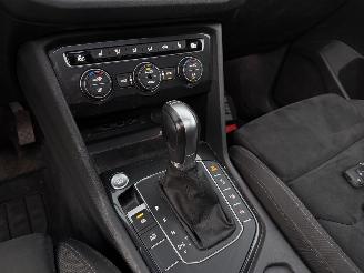 Volkswagen Tiguan 1.5 TSI DSG Allspace R-Line Pano Nap Nederlandse Auto picture 11
