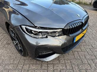 BMW 3-serie 330e Edrive Edition M-Pakket NAP Nederlandse Auto! Pano picture 16