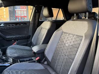 Volkswagen T-Roc 1.5 TSI DSG NAP R-Line Nederlandse Auto! picture 10