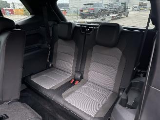 Volkswagen Tiguan Allspace 1.5 TSI 7Persoons R-Line Pano DynAudio NAP Nederlandse Auto picture 20