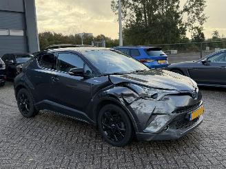 Toyota C-HR 1.8 Hybrid GR Sport Executive picture 2