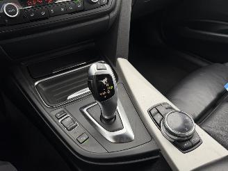 BMW 3-serie 320D High Executive Harman Kardon picture 10