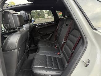 Porsche Macan 2.0 245Pk Pano Bose NAP Nederlandse Auto! picture 14
