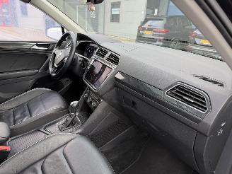 Volkswagen Tiguan 2.0 TDI Automaat Pano R-Line picture 9