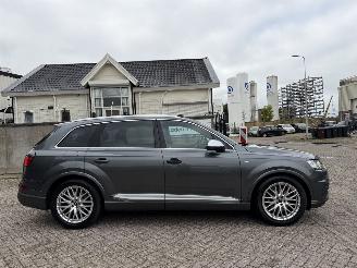 Audi Q7 3.0 TDI Quattro 7Persoons S-Line Pano Alcantara Hemel Bang&Olufsen Head-Up Sfeerverlichting picture 7