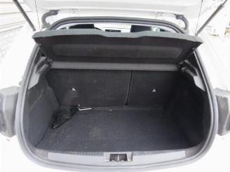 Peugeot 208 208 II (UB/UH/UP), Hatchback 5-drs, 2019 1.2 Vti 12V PureTech 75 picture 14