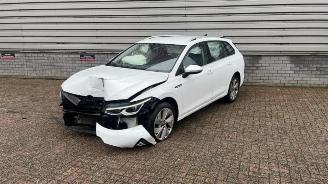Auto incidentate Volkswagen Golf Golf VIII Variant (GC5), Combi, 2020 1.5 eTSI 16V 2021/8