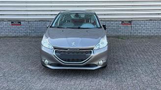 Peugeot 208 208 I (CA/CC/CK/CL), Hatchback, 2012 / 2019 1.2 Vti 12V PureTech 82 picture 2