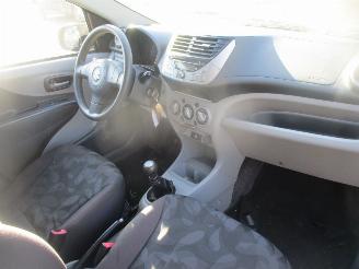 Suzuki Alto 1.0 cool comfort picture 11