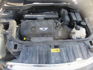 Mini Countryman 1.6 I COOPER EDITION CLIMA NAVI PANO picture 5