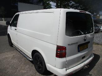 Volkswagen Transporter 2.5 TDI picture 9