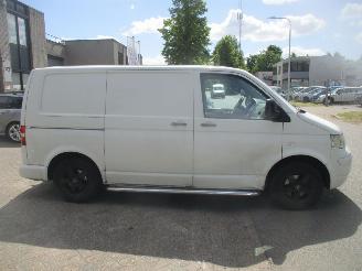 Volkswagen Transporter 2.5 TDI picture 6