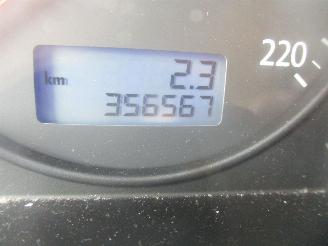 Volkswagen Transporter 2.5 TDI picture 16