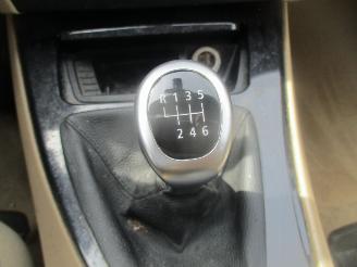 BMW 3-serie 318 I BUSINESS LINE CLIMA NAVI picture 13
