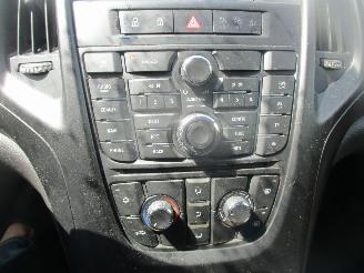 Opel Astra 1.4 BUSINESS EDITION AIRCO NAVI picture 16