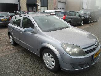 Opel Astra 1.4 I ESSENTIA  AIRCO picture 6