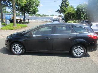 Ford Focus TITANIUM CLIMA NAVI picture 2