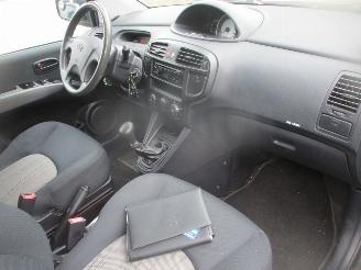 Hyundai Matrix 1.6 I DYNAMIC AIRCO picture 12