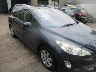 Peugeot 308 2X SW 1.6 I picture 4
