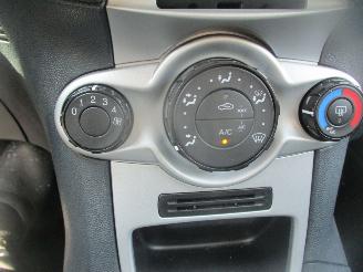 Ford Fiesta 1.25 TITANIUM 5 DEURS AIRCO picture 17