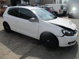 Volkswagen Golf 1.2 TSI COMFORTLINE BLUE MOTION picture 4