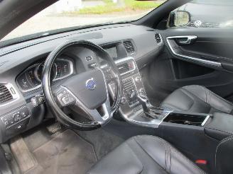 Volvo V-60 2.4 D6 AWD PLUG-IN HYBRID R-DESIGN picture 18