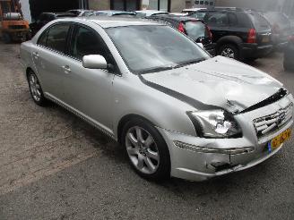 Toyota Avensis 2.0 VVTI EXECUTIVE CLIMA LEDER SEDAN picture 4