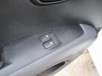 Hyundai I-10 1.0  I-DRIVE COOL picture 13