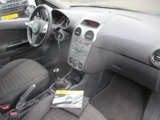 Opel Corsa 1.4-16V DESIGN EDITION 5 DEURS AIRCO picture 11