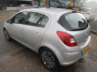 Opel Corsa 1.4-16V DESIGN EDITION 5 DEURS AIRCO picture 10