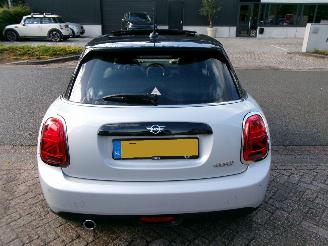 Mini Cooper 1.5 CHILI AUTOMAAT CLIMA NAVI PANO LEDER picture 4